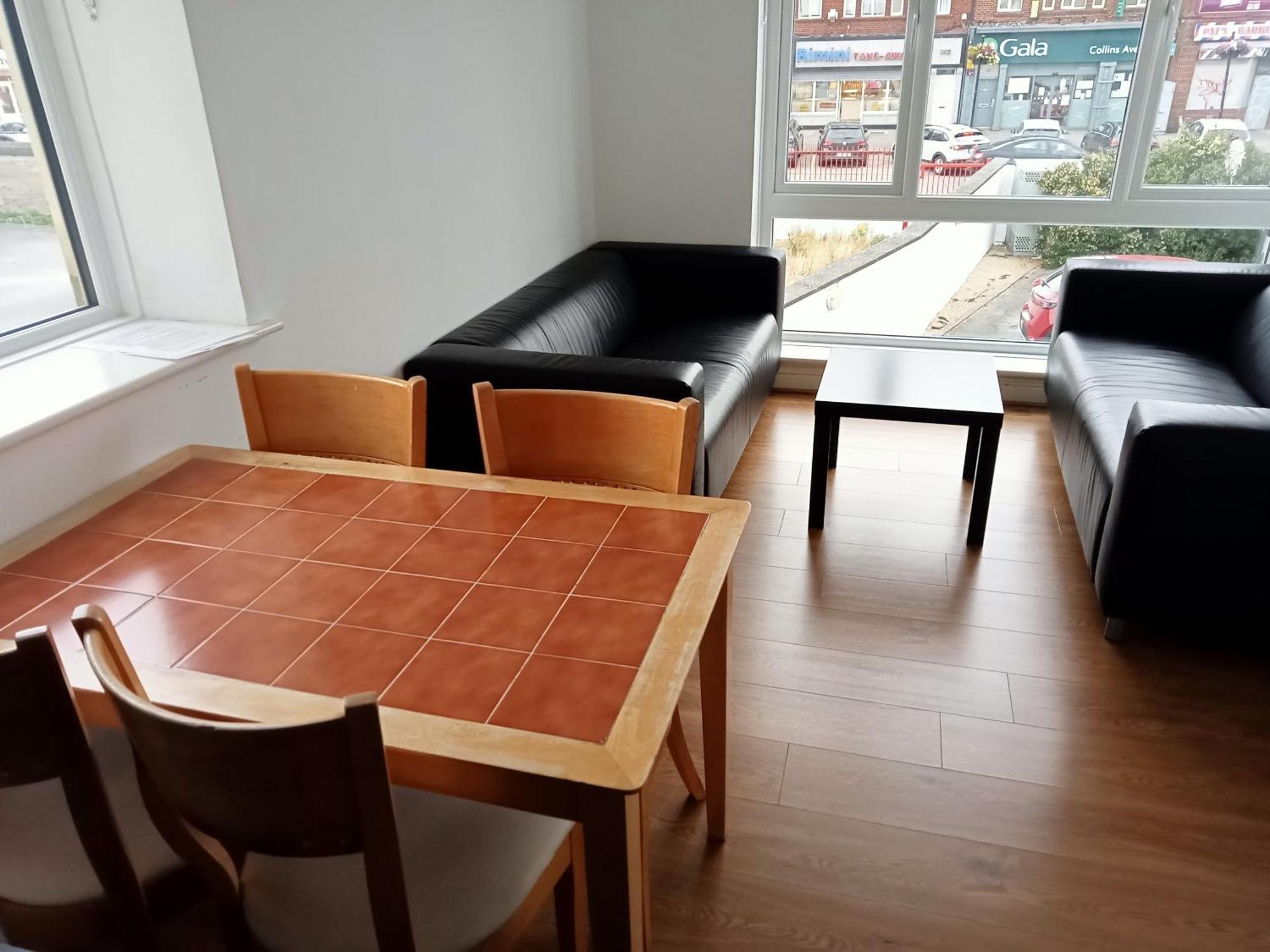 2 Bedroom, 2 Bathroom Apartment, Dublin